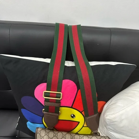 Gucci Beige and Brown Crossbody Bag - Picture 2 of 10